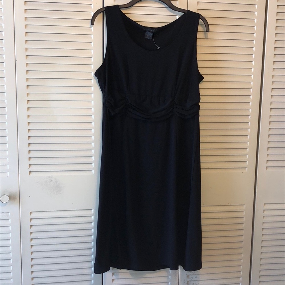 Chelsea Muse Black Dress